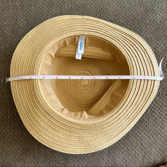 Straw hat - Picture 6 of 10